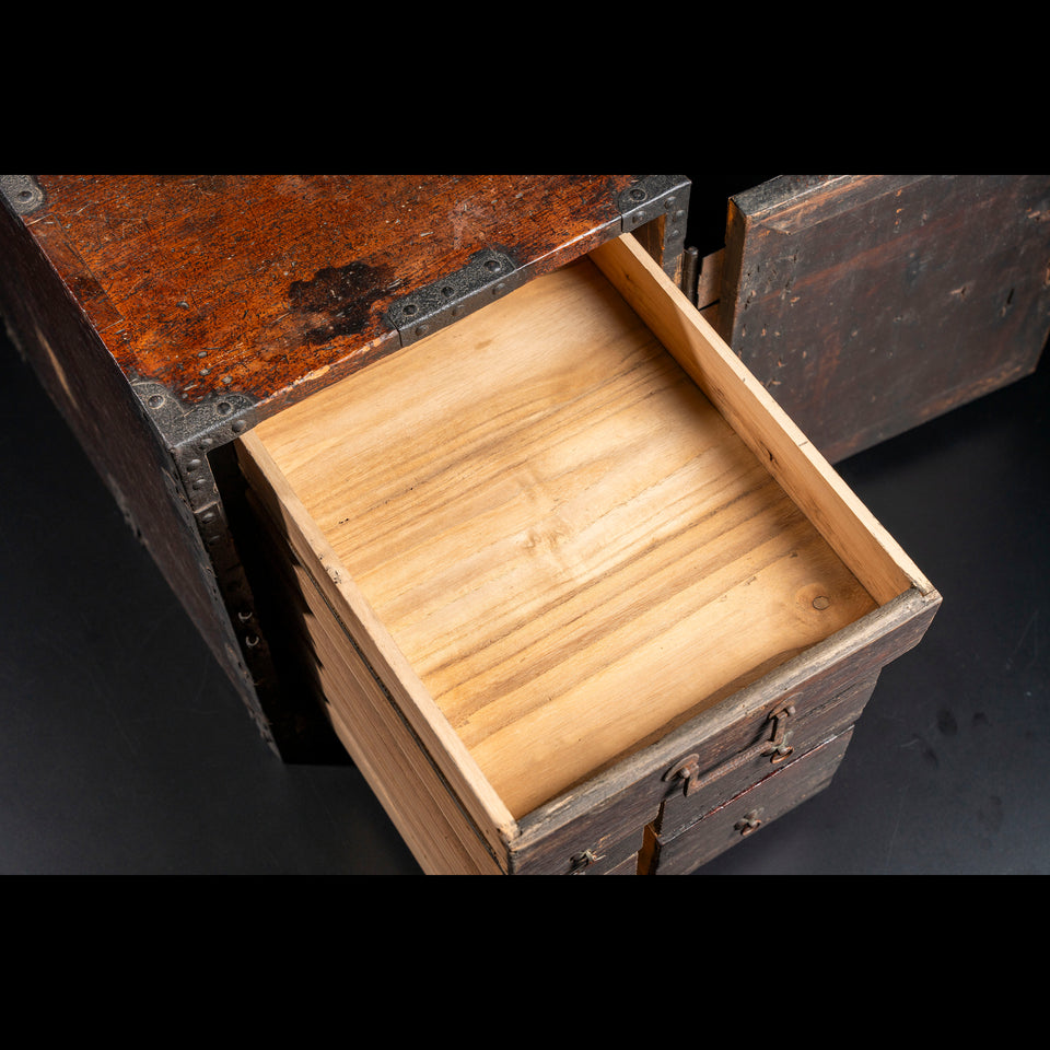 Funadansu (Japanese sea chest) G0383