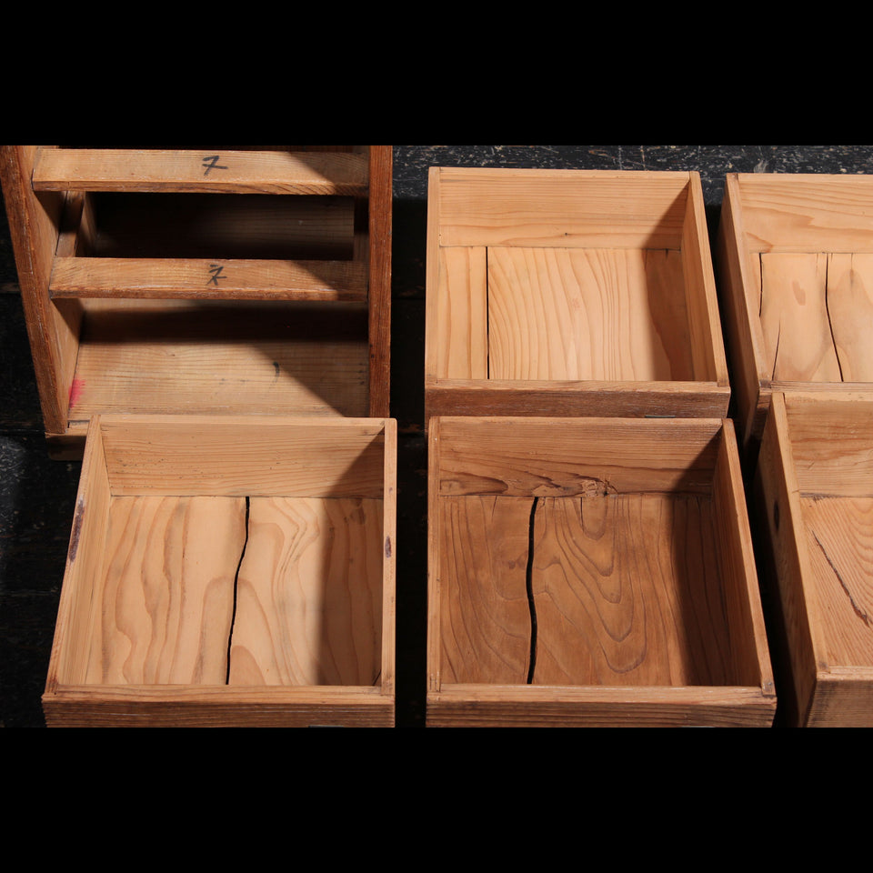 杉の引き出し C0688