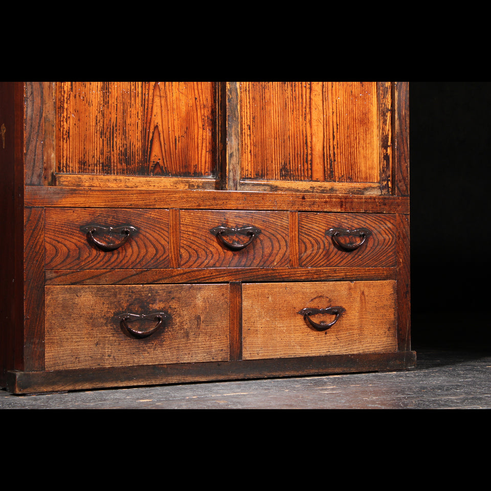 けやきと杉の茶箪笥 B0967