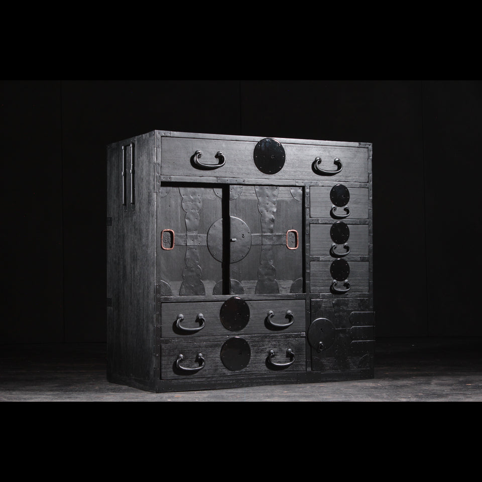 桐の時代箪笥 B0046