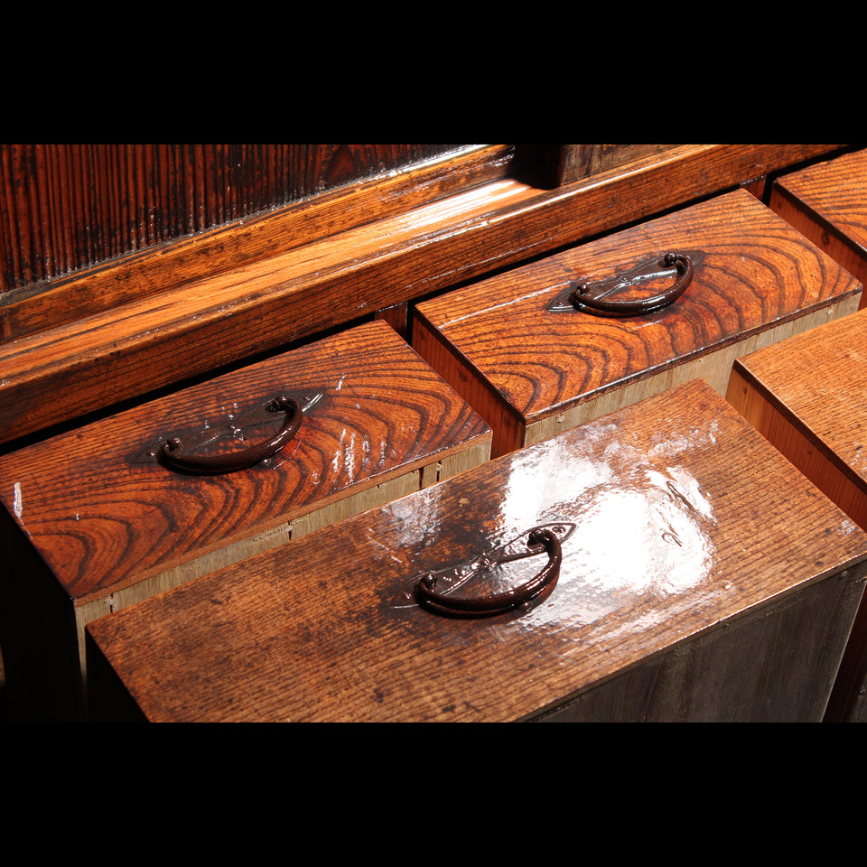 けやきと杉の茶箪笥 B0967