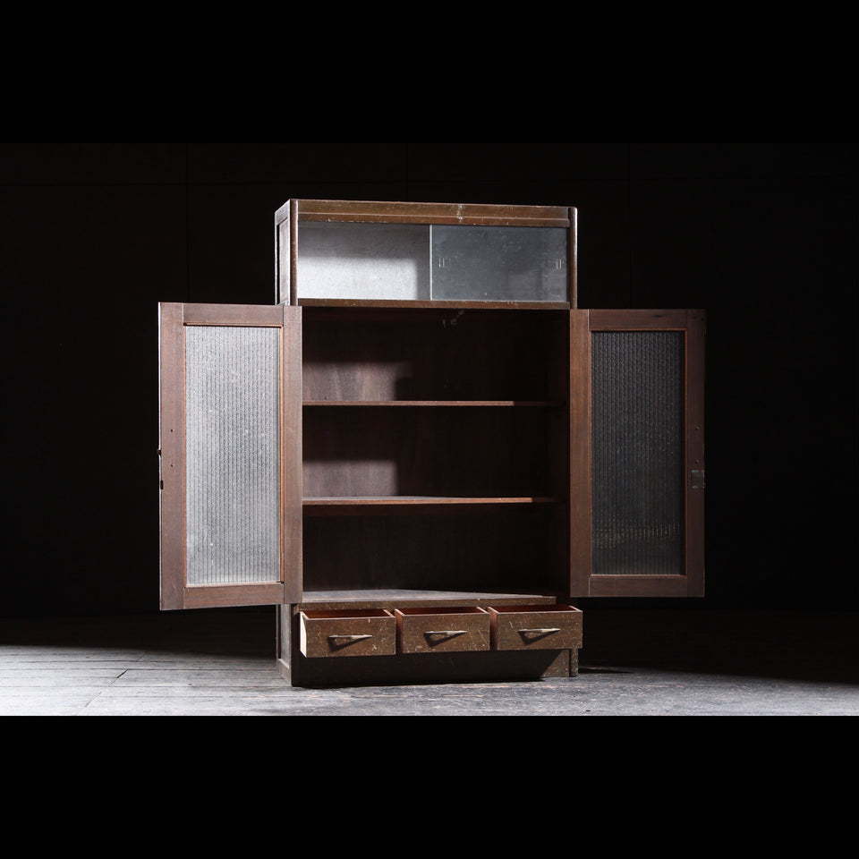 ガラス戸棚 C1135