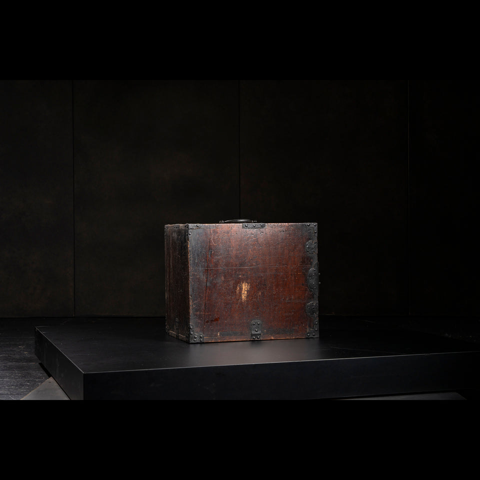 Funadansu (Japanese sea chest) G0383