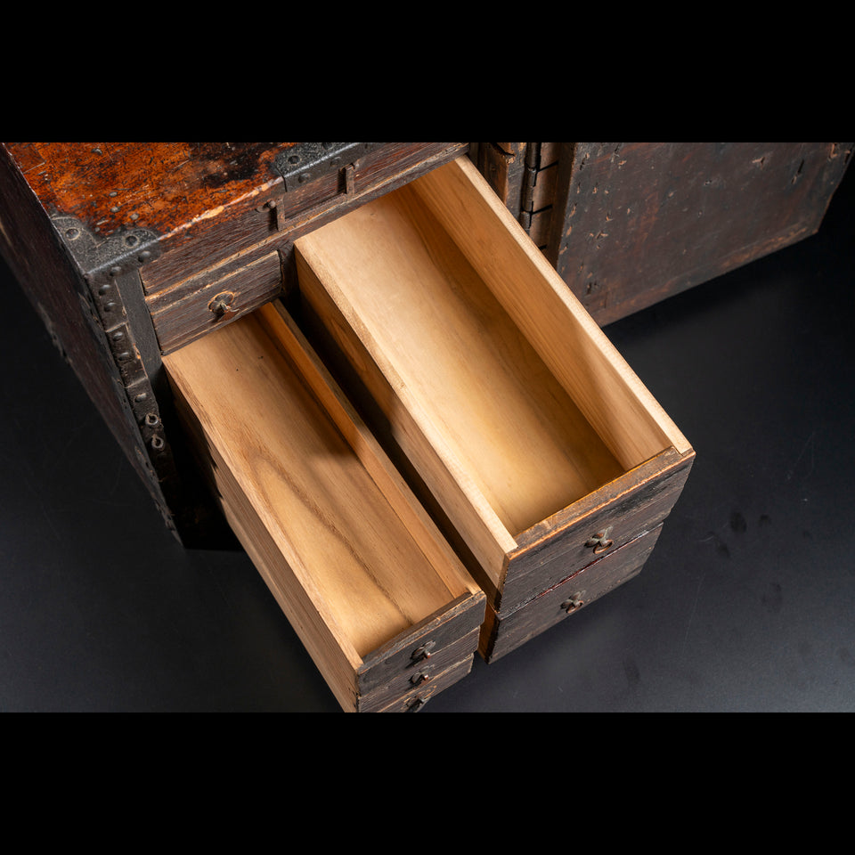 Funadansu (Japanese sea chest) G0383