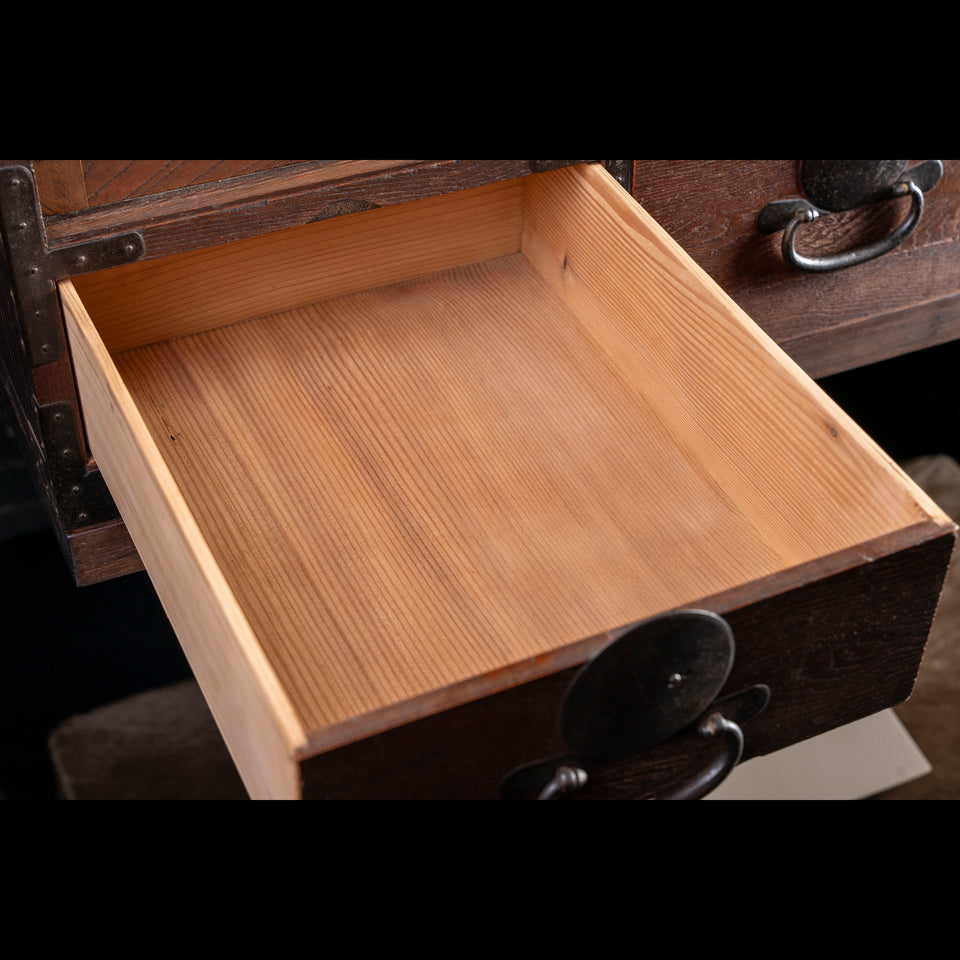 均衡の箪笥 H0043 リメイク和家具